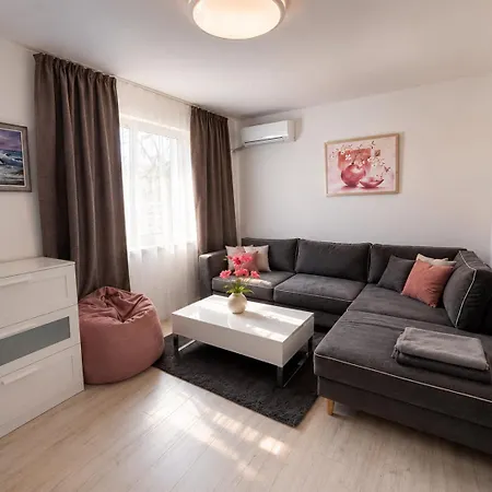 Sweet Escape Apartment *